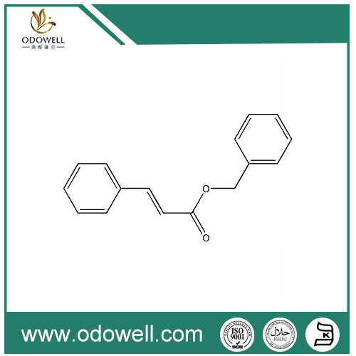 Cinnamáit Benzyl Nádúrtha